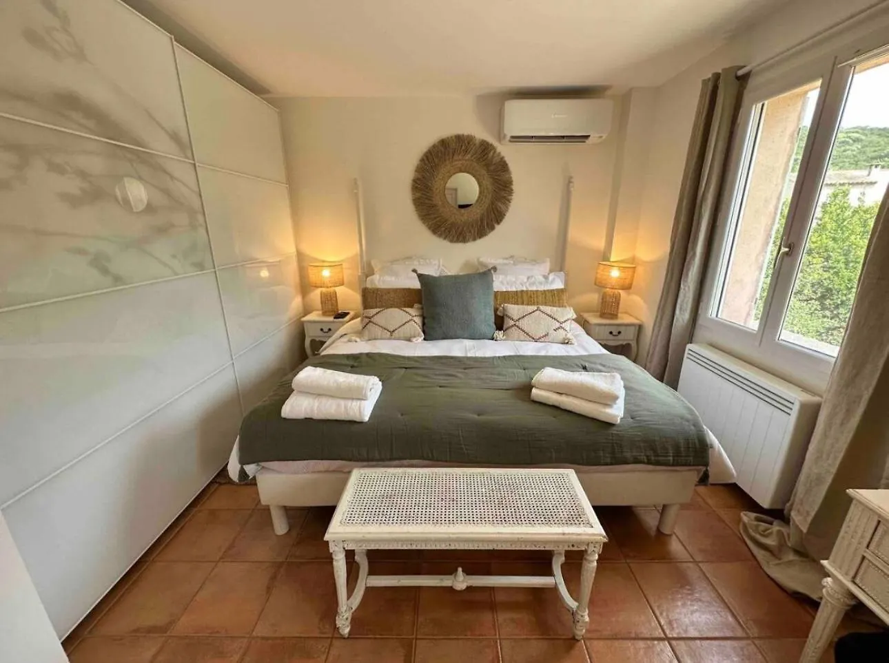 Villa Julien, Prox Saint-Tropez Gassin