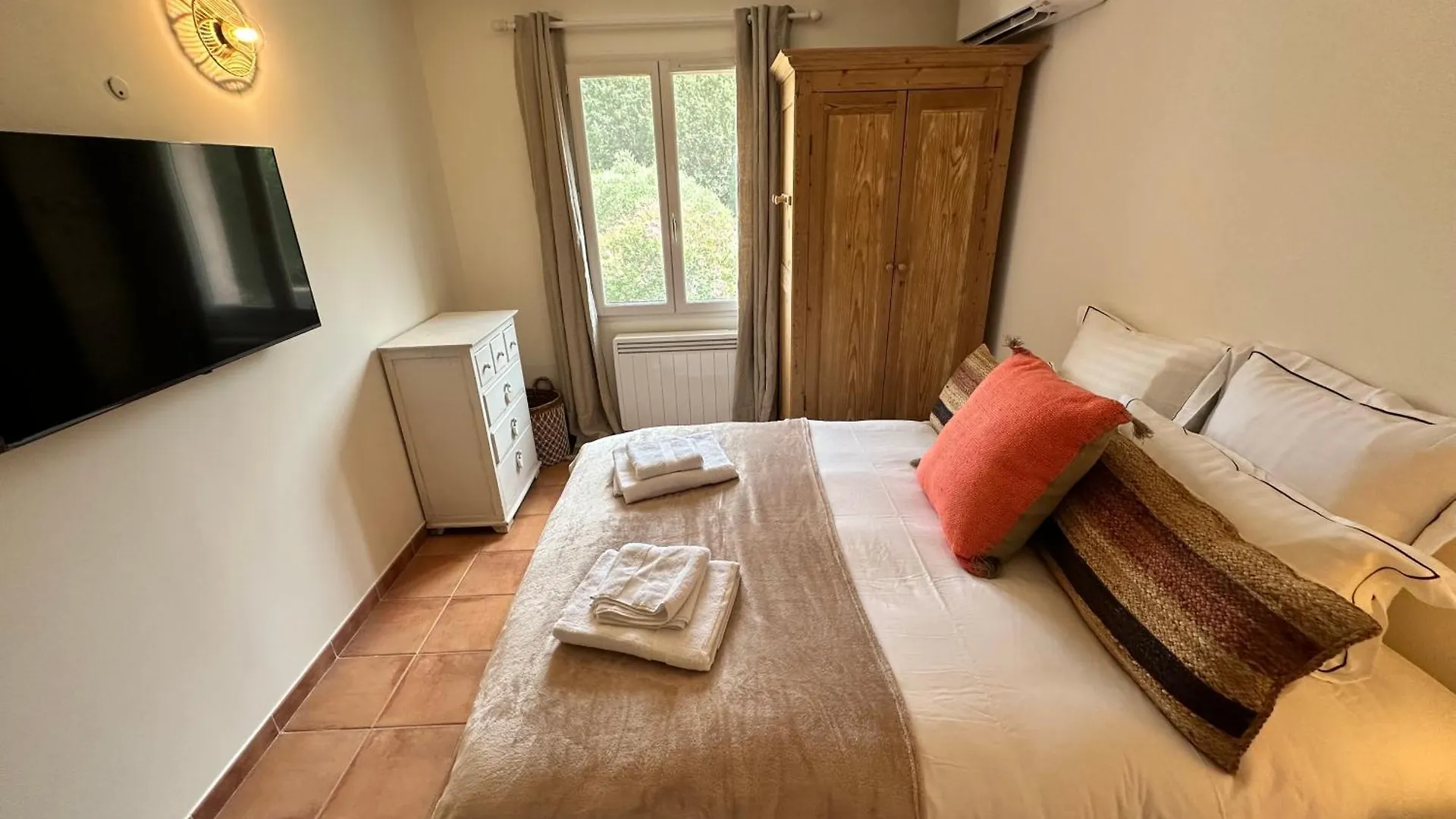 Villa Julien, Prox Saint-Tropez Gassin France