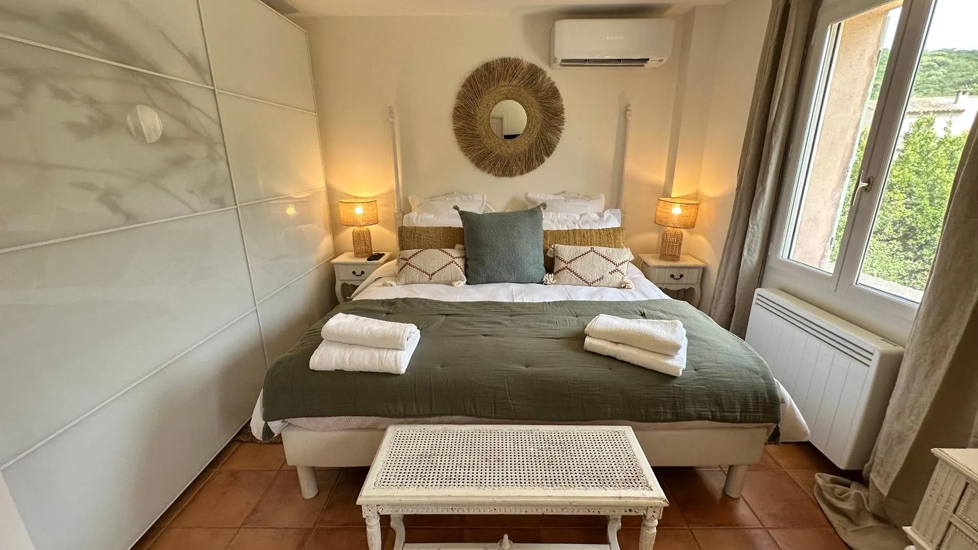 Villa Julien, Prox Saint-Tropez Gassin